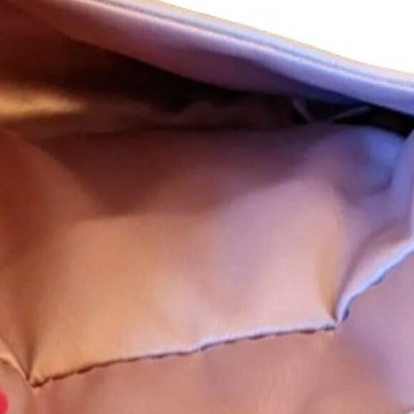 COACH Campbell Abby Turnlock Pink Shimmer Crossbody Camera Bag  -  F24823 - Picture 6 of 7